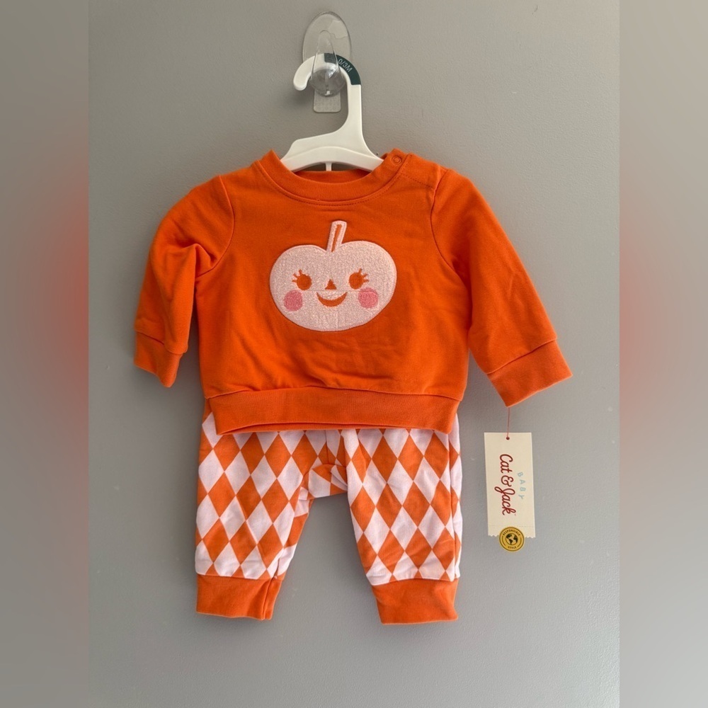 Cat & Jack Baby Halloween Pumpkin Matching Set SZ 0/3M Orange White Argyle New